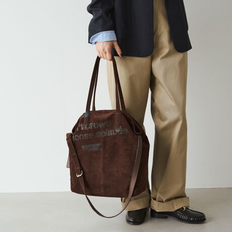 [^:RUZ1052421A0001]2025AWdɂAvCx[gɂBǂȃV[ɂƂȂށA~j}ŐꂽXG[hg[gBʂƂfUCɎ w̃XeVA[g{t@bViuȈiByfUCz|łnhɉāA΂ߊ|łV_[xgt2WAYdlBוA󂯂Ƃɂ􂵂Ă܂Bʋ΂ɂ͌|ŃX}[gɁAx̓tɎ΂ߊ|ŁBς邾ŁAX^CO̕L܂B{vXG[hȂł͂̏_炩ȕ́AgтɎɓ݁AoNωŷ݂ЂƂɁBɂ肰Ȃ㎿ꂽɂ߂łBXeV1_1_ƂŃvgĂ̂ŁACN̂ꊴɌA1iɁBy|CgzEA4TCYcǂłAʋ΂ɂS̎[́E{vȂ430gƌyʂŁA₷dオE炩ȑfނƂƂtHŁAȂꂽۂɁE͌ѕRdlB΂Ɏg΍̂ו[\ydlzEt̃nhƁA΂ߊ|xĝQWAYE|PbgFt@Xi[|Pbg~1AI[v|Pbg~2EO|PbgFt@Xi[|Pbg~1yfށz{̋vXG[hgpB炩ȎƉŝFAɎ邽тɐSn悢ʂ܂BR̂̃X^Cɂn݁Aɂ肰Ȃ㎿YfނłByJ[WJzEO[iGrayjcX[L[O[Al̑ɏiȔvXB̓ŕ\ςA킢[FjAXJ[BXeVvgFI want to know,  Where each of those dots came from,where er are goingïǂ琶܂Aǂ֌̂m肽jE_[NuEiD.BrownjcԂ݂ق̂܂񂾃uEA݂Ɛ[݂iȃJ[BȂ݂̂悢uEADRȈۂɁBXeVvgFDont't crowd, Choose solitude.iQȁAǓƂIׁjyӎzEn̓ACňߗޓɐFڂ肷\܂BEԂł̖CAJȂǔGꂽԂł͓ɒӂKvłB@JȂǂŔGꂽꍇ́Azŏo邾ĉB݂JřɂȂ܂BE₷̂ŁAhXv[ŎOɖh~邱Ƃgp͒JȃubVOKvłB@܂A؂LY₷̂ŁAFѕ݂1_1_Ⴂ܂BXEF[h{̓yŒ΂Ǝv܂BEvg͉iIł͂ȂACoNωɂ蔖Ȃ\܂B܂Avǧ̍͂Iт܂BMade in Japan w /Tsutomu Moriya쌧zKsƓƂ̓񋒓_𒆐Sɑn슈sĂBKfUCƌAA[gfBN^[fUCi[ƂĊ􂵁AߔN̓XeVA[eBXgAAuXgNgyCeBOA[eBXgƂĊLBInstagram: @tsutomu_moriya----------------------------------------------------Cɓo^߂Ă܂BEîCɓo^FJ[̍ēגʒmE݌ɐP_̒ʒmEZ[ʒm󂯎܂BEuĥCɓo^FV쏤iēׂȂǂ̃uh̏󂯎܂B