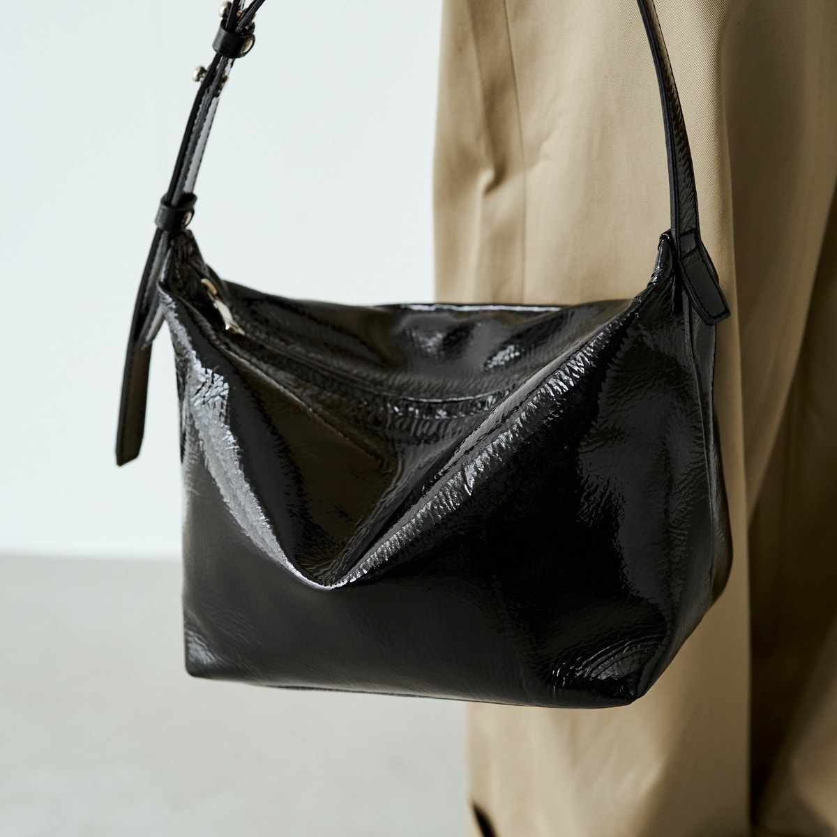 新品ラシット 今期ロングセラーシンプル2wayショルダーバッグ ラシット(russet) 2way ショルダーバッグ | 通販・人気