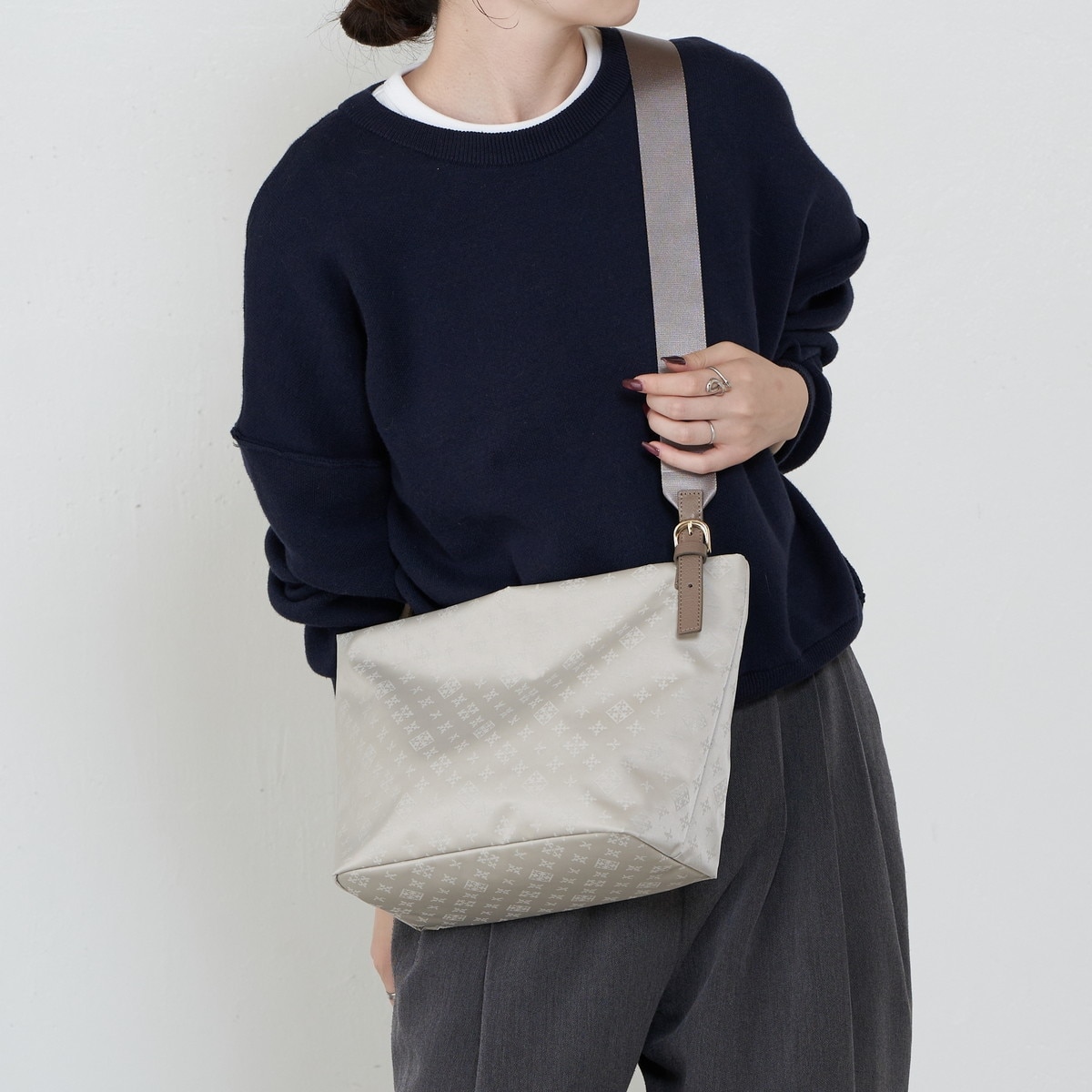 ラシット ショルダーバッグ ナイロン」の人気商品一覧 | 安い商品を