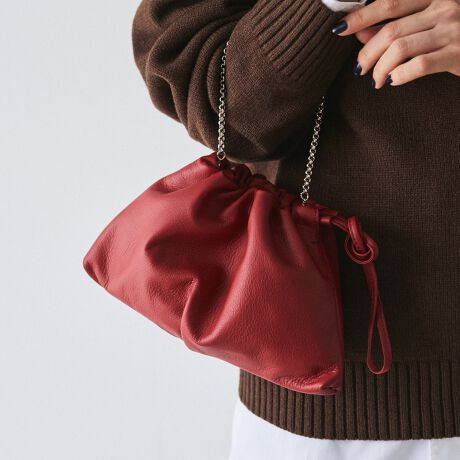 [^:RUZ1052422A0006]2025AWrusset̃CtGT[@chi_chan_ooo 悵A1NoĂȂAɐlCʂ̋В4WAYV_[obOɁA߃TCYVoBgȂ悤ȃgLLfUCgRZvgɌy₩ȋvfނgpAiƎg₷𗼗܂BV[X^Cɍ킹ăAWłAʂȎ͂łByfUCzƂU[̕ƁAВȂł͂̏_炩ȃtHBU[̃V_[xgƃ`F[xg2ނtAV_[ENX{fBEnhobOENb`4WAYŊy߂܂Bؚȃ`F[͉ؔɂȂ肷肰ȂPvXBR[fBl[gCɉfdオɁBîoIP[WV[܂ŎgACełBy|CgzE4WAYŎg}`fUCiV_[^NX{fB^nhobO^Nb`jEU[ƃ`F[A2ނ̃xgtEіڂ̈ʒuŒO\ȃU[V_[ERpNgȂX}zKi[ydlzEV_[xgiU[^EOjE`F[xgiOjyJ[WJzEubNiBlackjcǂȃX^CɂiɓށAx[VbNȃubNBETbNXu[iL.Bluejc݂₷Du[Bőu₩ȋCɁBEVo[iSilverjc򊴂ڂiȃVo[BVvR[f̃ANZgɁBEbhiRedjcN₩ő݊̂郌bhBR[fBl[g̍FƂĉ؂₩vX܂BEzCgiWhitejcN[Ŗ邢zCgBǂȃX^CɂYĂ閜\J[łByӎzE{vgpî߃V̂镔ALY镔ƁAɂĐ܂ꂽ̌̂Ȃł͂̌܂BEvv̕\͂Iт͂ł܂B\ߓVRfނł邱Ƃ̏エߒ悤肢܂BE܂G▀CɂFmւ̐Fڂ肪\܂B----------------------------------------------------Cɓo^߂Ă܂BEîCɓo^FJ[̍ēגʒmE݌ɐP_̒ʒmEZ[ʒm󂯎܂BEuĥCɓo^FV쏤iēׂȂǂ̃uh̏󂯎܂B