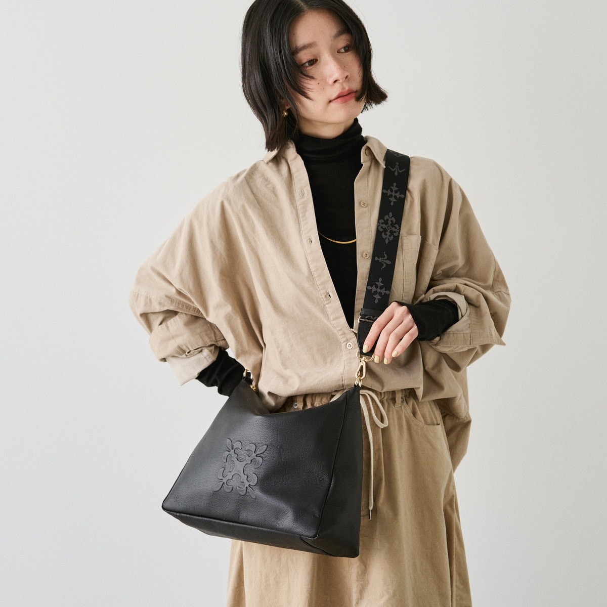 仕切りあり］クラウズナイロン 縦長2WAYショルダーバッグ(CE-1623