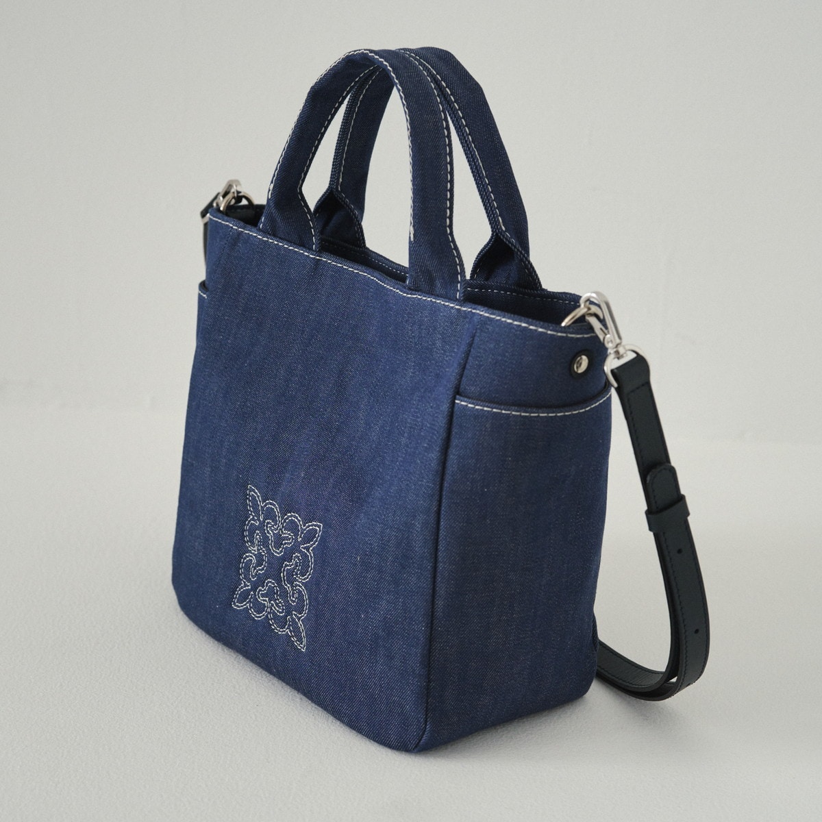 ラシット russet トートバッグ - レザー ブルー×ネイビー 美品 バッグ 