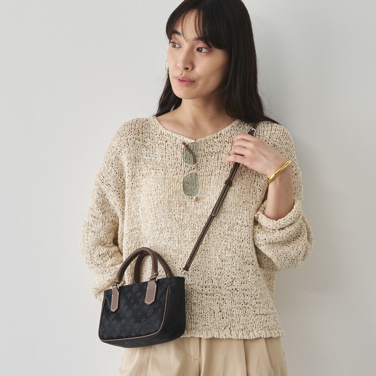 ソフトレザーラウンドショルダーバッグ〈UNISEX〉(CE-1326) | ラシット 