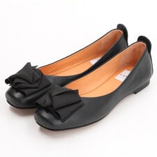 ランバン オン ブルー(LANVIN en Bleu)のグログランリボンモチーフカッターパンプス