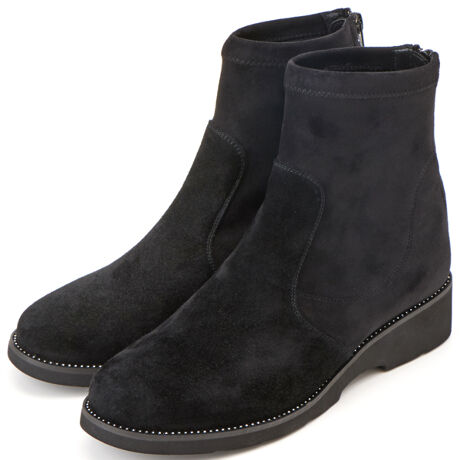 x[VbNȃtHŁAXgb`dlɂȂV[gu[cBobNt@Xi[ɂȂĂ̂ŒE₷BVvō킹₷AXJ[gpcX^Cǂɂ}b`ꑫłB[^:7228940007]