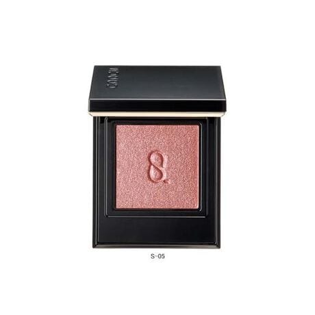 [^ԁFB2560030]{Ɠ̔\@Iɏ؂AFeNX`[݂ɏd˂邱ƂŋC\AVg˂̐FځhĂ2025NH̃J[RNVƂēoꂵVOACVh[BRʁBӎv̏h܂ԂB@ׂŔFƁAvY^b`EX^[ETeE}bg4̂⊴AuSUQQUv̖Zf镲ŁAȂ߂炩ɃV[X(*1)ɁAƂȂ܂(*1)BPFtɂ̂邾ŁÅ(*1)oďiȑ݊̂ڌ(*1)ɁBقȂ⊴d˂ĂFʂ炸ɔFAkȃC[hf閣fIȖڌo܂BvY^b`Fpx⓮ŐFKIɕωΌp[ƁAGɐF𗐔˂J[p[zA̓I(*1)ȖڌoV(*2)Bd˂قǁA^bNȋP邢FɁBWȂ܂قǁAPɂȂ݂₩ȐFɕωČAό݂Ɏg܂BSx̍tICzA܂Ԃɂ҂ƖBAAdオɁBX^[Fῂقǂ߂݊̂嗱p[BuSUQQUv]i(*3)TCY傫嗱p[zȂAIC̔zʂ𑝂₷ƂŁA傫ȃp[ɖBɂȂɂAψɔƒâŏi΂̂悤ɉ؂₩Ȗڌo܂BTeF܂ŃTê悤ɂȂ߂炩ŏiȌ򊴁Bz鏬p[̑傫낦邱Ƃ߂ɓꊴ܂Ãx[Ŕɗnނ悤ɂȂ݂܂BɁASx̍tICzA܂Ԃɂ҂ƖBAAdオɁB}bgFmp[@Ō܂܂̐F܂ԂɔFBuSUQQUv]i(*4)IC啝Ɍ炵AӂƂ炩ȃ}bgۗAׂȔ̂̕z邱ƂŕۂyAȂ߂炩ɔ̃Lɂ荞݊mȍ܂B(*1)CNAbvʂɂ(*2)uSUQQUvɂ(*3)wg[ ^b` ACYx̃Xe\(*4)wg[ ^b` ACYx̃tXgACVh[^1.5g^S18FP-01 g -BENIAKATSUKIFsN`IW̕Όp[zB邢uE݂iȃvYbhBP-02 z -RINRAIFsN`O[̕Όp[zBFBꂵ̕ωvYJbp[BP-03 W -AWAFUJIZOMEFsN`O[̕Όp[zAI[̂悤ɋPvYCbNBnCCgJ[ƂĂ߁BP-04 hŐ -YUREHISUIFS[h`u[̕Όp[zvYO[BO[p[vX邱ƂŁACȖڌoBL-01 Z -MATOITSUYAFPx߂ɖڂSD悤ȁAG⊴܂ƂXe[x[WBL-02  -ROUSETSUKAF񂾂܂ԂɃ[hhAӂACV[u[BL-03  -KIRAKAGAMIF_[Nȃx[XɃVo[p[AlȂł͂̃`R[O[BL-04 G -NUREAKAGANEF