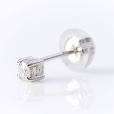 PT950/K18YGカナディアンダイヤモンドピアス  0.05ctUP×2 一粒