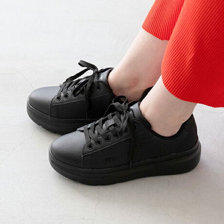 [^:65777]wgȟŃX^CAbvłlCMOZXj[J[xghp̌ŊyɃX^CAbvłACeBJtő傫߂̃wWJuGNṽSڂ䂫AɃANZg^Ă܂B킢fUCłȂA₷ɂ1łB|Cg1.xėDNbVpbhɂ͂ӂ犴G̃NbVpbhtŁAɂȂɂz[hIDی삵Ă܂B2.̗ǂCjOŗSnCjOi̐njɂ͂炩bVngpBZC𗚂ƂXj[J[fɓĂɂȂ₳ɁB3.yʐ݌vŔɂÂyIБd225giMTCYjƌyʂȂ̂ŔɂÂyXĝ炱₷厖ɁBACeXybNTCYyS(22.0`22.5cm)z(،^)F23.4cm/(،^)F7.7cmyM(23.0`23.5cm)z(،^)F24.0cm/(،^)F7.9cmyL(24.0cm)z(،^)F24.7cm/(،^)F8.1cmyLL(24.5cm)z(،^)F25.4cm/(،^)F8.3cmfڃTCÝAC̃Xg(،^)̃f[^łB̏ïׁAiKŌ̍܂Bq[̍F3.5cmfށFvБdʁF225gM(23.0`23.5cm) vCYF3ETCYIтɍĂ܂񂩁H_X^btĂ݂܂I^iTCYF22.0cm EIԃTCYFS邢@@S͂Ƃ邢ȊO͂ƂȂ҂B̌C𒅗pȂMIԁBiTCYF22.5cm DIԃTCYFS邢@@S͑S̓Iɂ҂Bܐ̂Đ5mmBM͍b肪RŒł邪AA͂邢BiTCYF23.0cm EIԃTCYFM邢@@M͑S̓Iɂ҂BS͑̂Ƃ肪10mmŌ̌CƂ⋇ȂBiTCYF23.5cm 2EIԃTCYFM邢@@M͂ܐ̂Đ܂ȂBL͂邢ǁARŒΖȂxBiTCYF24.0cm DIԃTCYFL邢@@L͑͂҂BLL͑邢ǍCȂtBbgBiTCYF24.5cm DIԃTCYFLL邢@@LL͂ܐƂȂ̂҂BL͑̂ŁAI΂ȂB̌`ɂ͌l܂BX^btz͎QlxɂlB