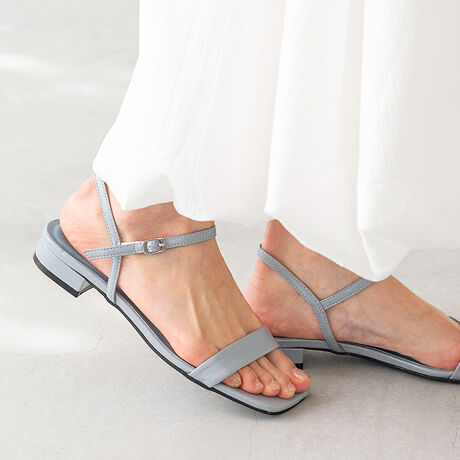 [^:22083]wpȂIBꂽ@\ŎMėwbT_xxڂ͐ꂽXgbvT_Ȃ̂ɁAXgbv̓ɉBSdނƂŁAЎŃTbƊȒPɗႤBɁIXgbvŃTCYł̂ŁȂɂ҂tBbgB͒EyȁAȂ̔閧BT_łB|Cg1.閧̉BSŕbÎXgbv̓ɂ́ALk̗ǂSBĂāÃSbIɂƐLтăTbƗ܂B܂AƂ悭LkĉKɁB2.ꂢߎgłAꂽfUC悭TbƗT_ƁASیAǂĂCȂfUCŁAJWAgłȂłˁB̃T_ȂAVvŐꂽfUCǂȃR[fɂ킹₷A[h[űɁBig͂AItBXV[Aqf[gȂǂ̑؂ȓ̑ɂAMč킹A܂ɑl̏̂߂̃T_łB3.TCYOKőɃsb^IpfGɁBTbƗ̂͊ǁATCYłȂĂԂԂAtɃLcĒԗ̂hcByɗĂTCYĂȂƕÂ炢łˁB5̌ŃTCYł̂ŁȂɂ҂tBbgITCY҂肾ƁAsRɂȂpfGɁB4.炩ĉKȃCjOC̗̃CjO(G镔)ɂ́A炩ngĂ̂ŁA肪ƂĂDBؚȃXgbvłACCꂵÂ炭ĉKłB5.ɂI闝RC\[ɂ́AɑɊՌz鍂NbV̗pBւɂAƑ̂|CgBɁAAEg\[iCjɏ_ȑfނ̗p邱ƂŋȐ悭ȂAݍ񂾑̓ɓށIRȑ̓ɂȂ̂ŁAԂ̂łɂĉKɁBACeXybNTCYySS(21.0`21.5cm)z(،^)F22.2cm/(،^)F7.7cmyS(22.0`22.5cm)z(،^)F23.2cm/(،^)F7.9cmyM(23.0`23.5cm)z(،^)F24.2cm/(،^)F8.1cmyL(24.0`24.5cm)z(،^)F25.2cm/(،^)F8.3cmyLL(25.0`25.5cm)z(،^)F26.2cm/(،^)F8.5cmy3L(26.0`26.5cm)z(،^)F27.2cm/(،^)F8.7cmfڃTCÝAC̃Xg(،^)̃f[^łB̏ïׁAiKŌ̍܂Bq[̍F2.0cmfށFv^@ەБdʁF175gM(23.0`23.5cm) vCYFDTCYIтɍĂ܂񂩁H_̏ĩTCY^߁@@傫߂̏íu⏬߁ṽTCYƂȂĂ܂Bz悭mF̂wB_X^btĂ݂܂I^iTCYF22.0cm EIԃTCYFM邢@@M͂ܐƂƂɖ10mmƂ肪邪AOXgbv҂BS͑͂҂肾AOXgbvw̍ɓĒɂBiTCYF22.5cm DIԃTCYFS邢@@S͑S̓Iɂ҂ŕЎŗBM͑S̓Iɂ邢BܐAƂƂɂƂ10mmBiTCYF23.0cm EIԃTCYFM邢@@M͂ܐƂ15mmł߂ÕXgbv₫߁BS͑S̓IɂBiTCYF23.5cm 2EIԃTCYFM邢@@M͑S̓Iɂ҂BЎłƗ̂ꂵBiTCYF24.0cm DIԃTCYFL邢@@L͑Xgbv҂BܐƂ5mmA͒xBM͑S̓IɂBiTCYF24.5cm DIԃTCYFL邢@@L͑ܐ5mm̂Ƃł҂BLL͑Ȃ]ĂB̌`ɂ͌l܂BX^btz͎QlxɂlB