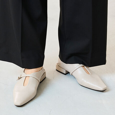 [^:12389]wʉł ǂ猩Ă͓I lۃ\tgXNGApvXxIȃJbgCƍ׃XgbvAN[őlȃfUC̃XNGAgDpvXBI[o[q[vX邱ƂŁAOEE360xǂ猩ĂBSnDGIڈȏɃ\tgȐnƁAb[ȃfUCŜDݍł܂BtH[}⃂[hAJWAR[fɂ킹₷}`Ɋ􂵂܂􁃃|Cg1.UJbgŏiȔIؚlȔfUCAbp[̃fUCUJbg悭Al̏iȔoBO{gXƂ̑Q`bƔăwV[ȈۂɁB2.ۗ ׃Xgbvb̃XgbvANZgɂȂAƂLƍۗN[ȈۂցBXgbvOȂĂTbƗ悤ABStI3.ۓIȑ I[o[q[ƕq[͂ݏoAIȃfUC̃I[o[q[Bq[̑݊邱ƂŁAEǂ猩ĂAȈۂɂȂ܂BACeXybNTCYy21.5cmz(،^)F24.3cm/(،^)F7.3cmy22.0cmz(،^)F24.8cm/(،^)F7.4cmy22.5cmz(،^)F25.3cm/(،^)F7.5cmy23.0cmz(،^)F25.8cm/(،^)F7.6cmy23.5cmz(،^)F26.3cm/(،^)F7.7cmy24.0cmz(،^)F26.8cm/(،^)F7.8cmy24.5cmz(،^)F27.3cm/(،^)F7.9cmy25.0cmz(،^)F27.8cm/(،^)F8.0cmy25.5cmz(،^)F28.3cm/(،^)F8.1cmy26.0cmz(،^)F28.8cm/(،^)F8.2cmy26.5cmz(،^)F29.3cm/(،^)F8.3cmfڃTCÝAC̃Xg(،^)̃f[^łB̏ïׁAiKŌ̍܂Bq[̍F2.5cmfށFv^@ەБdʁF185g23.5cm vCYFETCYIтɍĂ܂񂩁H_X^btĂ݂܂I^iTCYF22.0cm EIԃTCYF22.0邢@@22.0͂ܐ㕔ⓖ邪Ă銴͂Ȃ̂ŖȂB22.5͑S̓Iɂ藚BCpȂ22.5IԁBiTCYF22.5cm DIԃTCYF22.5邢@@22.5͗ɏƂ肪邪AbXgbv̂ŖȂBiTCYF23.0cm EIԃTCYF23.5邢@@23.5͑S̓Iɂ҂ŗȂƂ͂ȂCƍ킹Ȃܐ肪₫߂ɂȂ肻B24.0͑S̓IɂƂ肪߁BCƍ킹Ȃ24.0IԁBiTCYF23.5cm 2EIԃTCYF23.5邢@@23.5͂ܐ͏߂S̓Iɏ_炩̂ŒɂȂ邱Ƃ͂ȂB24.0͏߂Xgbv𒲐߂E邱Ƃ͂ȂBiTCYF24.0cm DIԃTCYF24.5邢@@24.5͑҂Bb͂₫̂ŃXgbv߂Bܐ͖25mm]B24.0͑͂ܐ悪BiTCYF24.5cm DIԃTCYF25.0邢@@25.0͑S̓Iɏ邢b̃XgbvŌŒ肳ĕ₷B24.5͑S̓Iɂ߂̂҂ő͂B̌`ɂ͌l܂BX^btz͎QlxɂlB