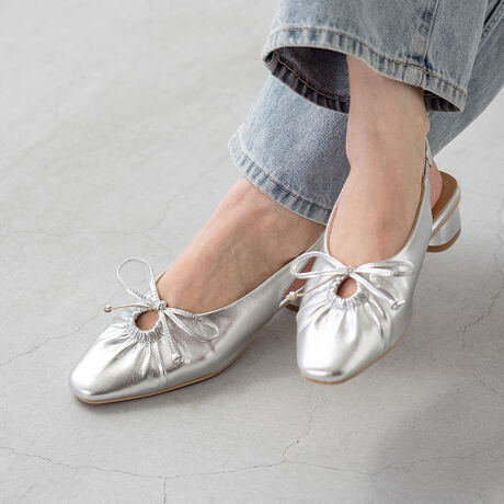 [^:13992]w킢̒ɑlۂꂽA邭킢oGRApvXxO猩ƃANZg̃MU[ƃ{ŃtF~jȈۂłA납猩ƒ悢̃obNXgbvőlۂBɂėlXȃC[W炷AMbvy߂lq̂߂1Ɏdグ܂B|Cg1.MU[~{ő̃ANZgAbp[i\̐nj̓MU[ƃ{ŃtF~jȈۂŃANZgɂI{͖DĂ̂łقǂȂĈSI2.납猩ƂȈۂւƂ̓obNXgbvɂȂĂ邽߁ApIVɌ܂܂BobNXgbv̓StŁAƂɒ悭tBbĝꂵ|CgB3.̗ǂCjOƃC\[ꂽuԂ犴AȂ߂炩Ŕ̗ǂCjOi̐njƋzt悤ȃC\[BԗĂĂKȗSnȂ̂ꂵIACeXybNTCYy22.5cmz(،^)F24.2cm/(،^)F7.6cmy23.0cmz(،^)F24.7cm/(،^)F7.7cmy23.5cmz(،^)F25.2cm/(،^)F7.8cmy24.0cmz(،^)F25.7cm/(،^)F7.9cmy24.5cmz(،^)F26.2cm/(،^)F8.0cmy25.0cmz(،^)F26.7cm/(،^)F8.1cmfڃTCÝAC̃Xg(،^)̃f[^łB̏ïׁAiKŌ̍܂Bq[̍F3.0cmfށFvБdʁF185g23.5cm vCYF2ETCYIтɍĂ܂񂩁H_X^btĂ݂܂I^iTCYF22.0cm EIԃTCYF23.0邢@@23.0͂ƃXgbv邢Eł͂ȂB22.5͂ƃXgbv͂҂肾Œɂ̂őI΂ȂBiTCYF22.5cm DIԃTCYF22.5邢@@22.5͑S̓Iɂ҂B23.0͑肪邭AO肷BiTCYF23.0cm EIԃTCYF23.5邢@@23.5͑͂₫߂Ă邤ɓ݂B24.0͑邢ߕƂƃXgbvEBiTCYF23.5cm 2EIԃTCYF23.5邢@@23.5͂҂B24.0͂Ƃ5mm]̂ƂƃXgbv߁BiTCYF24.0cm DIԃTCYF24.5邢@@24.5͑͂ƃXgbv҂B24.0͂ƃXgbvđIׂȂBiTCYF24.5cm DIԃTCYF24.5邢@@24.5͂҂B25.0͂Ƃ5mm]̂ƂƃXgbv߁B̌`ɂ͌l܂BX^btz͎QlxɂlB