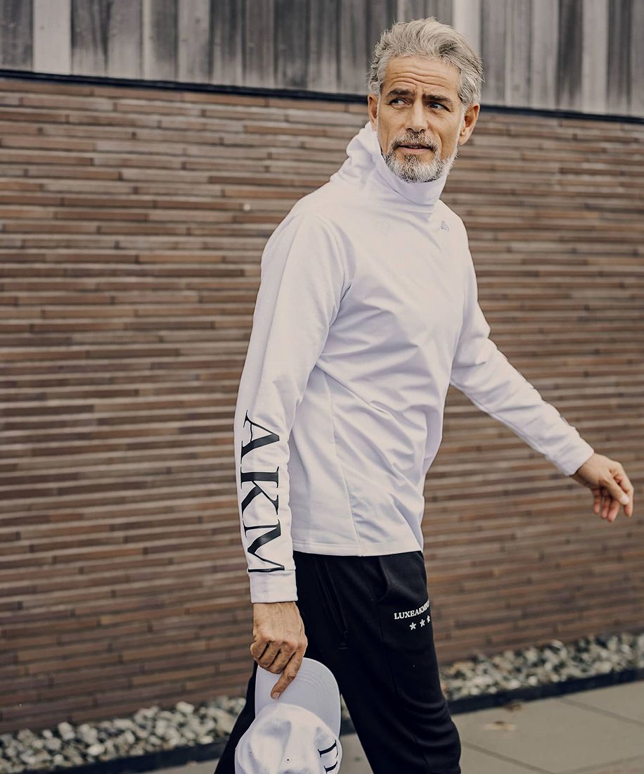 LUXEAKMPLUS(リュクスエイケイエムプラス)ゴルフ 防風タートルネック