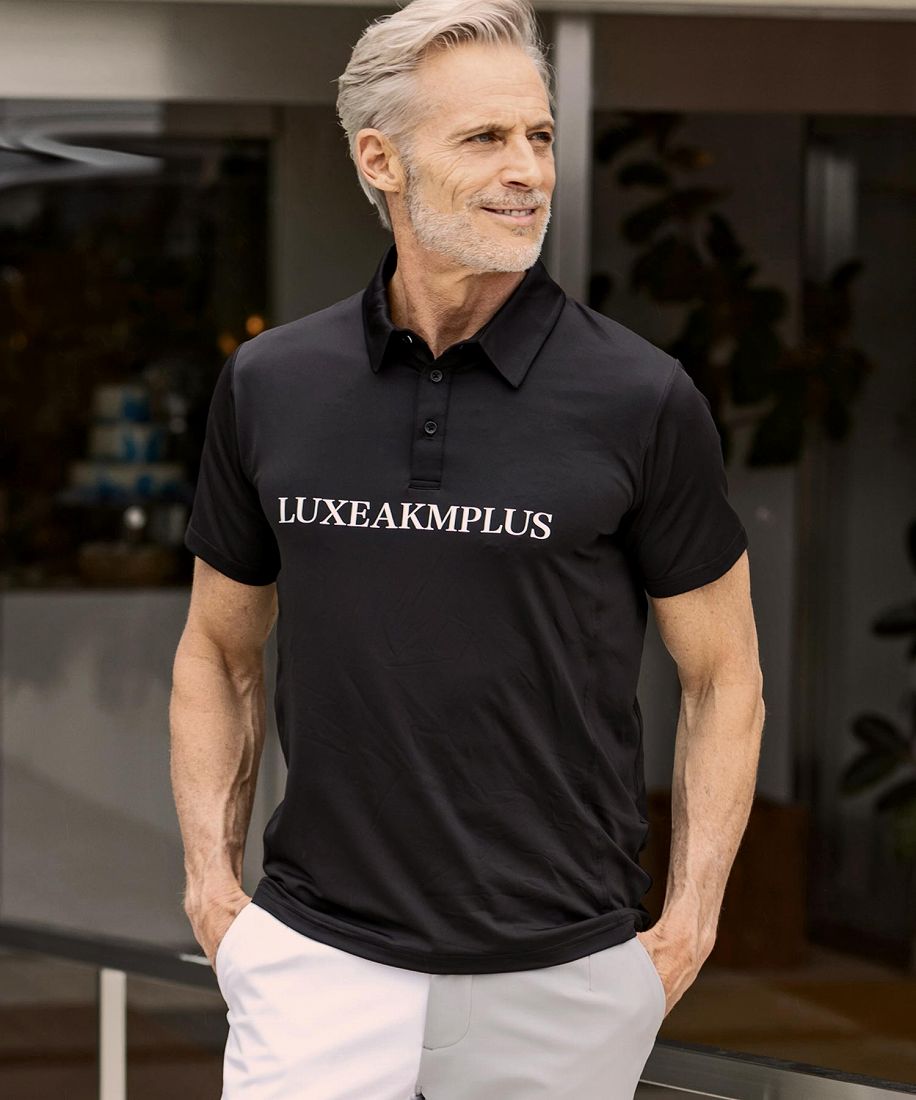 LUXEAKMPLUS(リュクスエイケイエムプラス)フロントロゴ半袖ポロシャツ リュクスエイケイエムプラス LUXEAKMPLUS(リュクスエイケイ