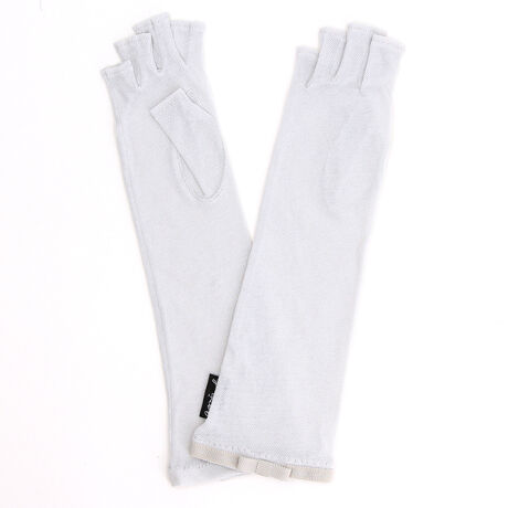 [^:5141AB4842103]\tg^b`Ő̂fނgpĂ܂Bw؂Z~O^CvBF35cmB