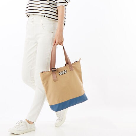 [^:5501PI0130173]oCJ[ȃJWAȈۂ̏c^V_[obOłB[͂QŁAA4TCYۂeʃTCYBeʂȂyʂȂ̂Œʋ΂ʊw̕ig͂A}U[YobOAsobOƂĂp܂Bו|ŎĂ̂ŕ֗łB܂AV_[xgOănhobNƂĂg܂Bɂ͏łI[v|Pbg2ƃt@Xi[t|Pbg1tBJ̓t@Xi[dlŒgɂ̂ňSłB|PbgFFI[v~2,t@Xi[t~1