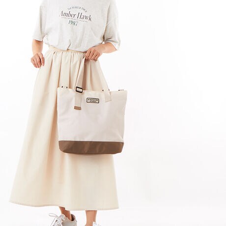 [^:5501PI0130193]oCJ[ȃJWAȈۂ̏c^V_[obOłB[͂QŁAA4TCYۂeʃTCYBeʂȂyʂȂ̂Œʋ΂ʊw̕ig͂A}U[YobOAsobOƂĂp܂Bו|ŎĂ̂ŕ֗łB܂AV_[xgOănhobNƂĂg܂Bɂ͏łI[v|Pbg2ƃt@Xi[t|Pbg1tBJ̓t@Xi[dlŒgɂ̂ňSłB|PbgFFI[v~2,t@Xi[t~1