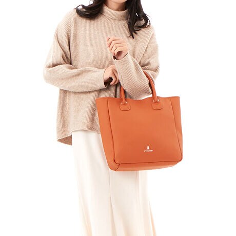 [^:5501PI0570123]㎿Ȗ{vgplCuhPICONE ACCESSORĨnhobOBiȃU[obOɂ肰ȂA`rIvgȃobOłB̂lfUCŃrWlXV[tH[}͂gĥlptHJWAɂfUCBA4TCYeʂȂA킸400Iv𔖂ƂŁÃTCY̖{vobOƂĂ͋̌y܂B}OlbgJłƏołA傫JĒg₷֗łBɂ͏łI[v|Pbg2ƃt@Xi[t|Pbg1tBdłvCx[gł劈􂵂ꂭAVvfUC̃U[obO̓v[gMtgɂXXłB|PbgFFI[v~2,t@Xi[t~1