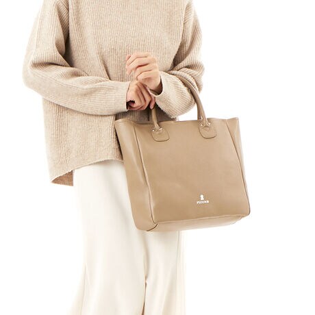 [^:5501PI0570195]㎿Ȗ{vgplCuhPICONE ACCESSORĨnhobOBiȃU[obOɂ肰ȂA`rIvgȃobOłB̂lfUCŃrWlXV[tH[}͂gĥlptHJWAɂfUCBA4TCYeʂȂA킸400Iv𔖂ƂŁÃTCY̖{vobOƂĂ͋̌y܂B}OlbgJłƏołA傫JĒg₷֗łBɂ͏łI[v|Pbg2ƃt@Xi[t|Pbg1tBdłvCx[gł劈􂵂ꂭAVvfUC̃U[obO̓v[gMtgɂXXłB|PbgFFI[v~2,t@Xi[t~1