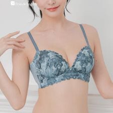 フランデランジェリー(fran de lingerie)の華あり刺繍のノンワイヤー しっかり盛れるノンワイヤー「スタイルアップワイヤレス」ブラショーツセット