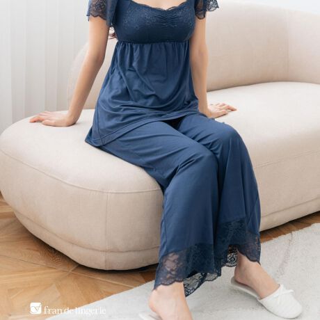 [^ԁFni004w2404]-- ݓcRVqJƃR{[giCgut[EFA --ݓĉ߃|Cg͂火EiCgut烊bNXoXg̈SBE΂łƒmXgX̊炩nBECオAl킢fUCBE悢䊴ŋCɂȂ鉺₨KJo[BEfUCJ[RɑIׂBݓc񂪃R{̂߂ɃZNgĂꂽ̂͑lq̎ԂɊYĂ悤ȗ̂lCr[B[݂邯ǏdȂbNX^Cɂ҂̃J[łB-- wLuNightiiCgjxOpc --炩łƂ݂̂郂_[nґɎgp[EFAƃiCguɂȂwLuNightiiCgjxV[YBiCgut̃gbvX⃏s[XƂ̃{gX̑gݍ킹RBOpc̓bNX^Cɂ҂̐Sn悢GŒPig߁BTCh|PbgtBiFLuNight (iCg Opc)TCYWJF M-Lfލ\ : [ iC ̑i : ݓcRVqJƃR{[giCgut[EFA F{ YF @@[TCY: M-L]----------------------cm(O/): 93ҏcmiO/j: 32/37҉cm: 61cm: 72cm: 64EGXgcm: 64~110qbvcm: 108l: [XOpc