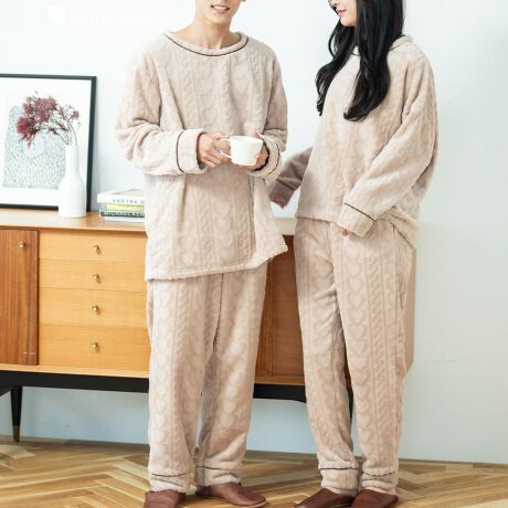 [^:mf008w2511][^ԁFmf008w2511]-- ӂyĒgmemory fleece ([t[X) --yĒgAӂt[X̓bNX^C̖hɂ҂BJ[fUCLxȃtfWF[̐lC̓~̂pW}memory fleece ([t[X)V[YłB-- ƔvI[o[ --肪VvŔM𓦂fUClC̃ŶpW}B׌ʂ̂邳CȂׂȂ{gX|CgB{gXɂ̓|PbgtĂ܂BfUCŃfB[X̂łR[fy߂܂BiFmemory fleece ([t[X Ԃ㉺Zbg)TCYWJF M-Lfލ\ : |GXe 100%i : ӂyĒgmemory fleece ([t[X) F{ YF @@[TCY: M-L]----------------------cm(O/): 76cm: 49gcm: 62ŏcm: 60ҏcmiO/j: 32/44҉cm: 70cm: 40cm: 72EGXgcm: 72`124qbvcm: 110