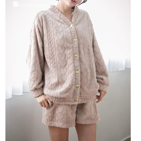 [^:mf014w2511][^ԁFmf014w2511]-- ӂyĒgmemory fleece ([t[X) --yĒgAӂt[X̓bNX^C̖hɂ҂BJ[fUCLxȃtfWF[̐lC̓~̂pW}memory fleece ([t[X)V[YłB-- J[fBKV[gpc --n[g̃{^₫ƍiꂽL[gȃJ[fBKƃV[gpc̃ZbgAbvB̂\bNXAO̒^Cṽ\bNX⃌MXȂǂƃR[fBl[gy߂fUCB{gX͕֗ȃ|PbgtĂ܂BiFmemory fleece ([t[X SJ㉺Zbg)TCYWJF M-Lfލ\ : |GXe 100%i : ӂyĒgmemory fleece ([t[X) F{ YF @@[TCY: M-L]----------------------cm(O/): 66cm: 53gcm: 55.5ŏcm: 49ҏcmiO/j: 32/37҉cm: 64cm: 65cm: 65EGXgcm: 62~110qbvcm: 104