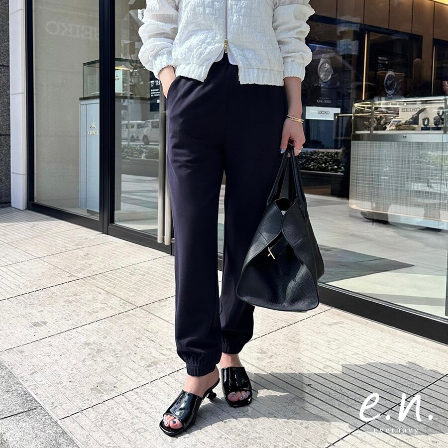 ネイビーおしゃれアーバンリサーチ美シルエットピンタック
