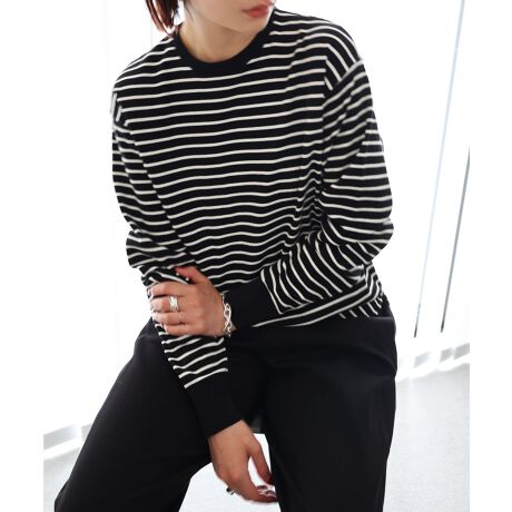 TVcȏAjbg̓JWAyŁAȂꊴՂ14Q[Wj҂݂̃jbggbvXołBC^ÃTg[jƂ󏭂Ȋە҂݋@gpAʏ̃jbg҂݋@ڂׂ@ׂȕ҂ݒnɎdグA҂ݏoɃutdl܂BJbg\[ƃjbg̃CCgRAfUCi[̂肪l܂PłB̋l܂N[lbNBƂ{bNX^VGbg̓sb^AI[o[TCYȂ▭ȃTCYɂ܂BTCh̃XbgՂI̓u̕҂ݏoŒ悭LbƁA͐؂ςȂ̃~j}Ȏdオ肪|CgłBfj~tbgV[Ỹt`JWAAXbNX킹[hȃX^COghɍEȂx[VbN_Aevernavy炵JWAACełB`N`NȂ聦BẽCeBOAɂȂĂ郂j^[EPCɂۂ̏iƐFقȂČꍇ܂B̏エ߉BQlTCYFyMTCYzF65.5cmF44.5cmgF49.5cmF58.3cmF49cmF8.4cmfށFȁERbg:100%lLkF蓧FItzCg኱萶ňF┖蔧FƂĂ邻̑F14Q[Wj҂ݐYnF􂢁F  hCN[jOF  EFbgN[jOF