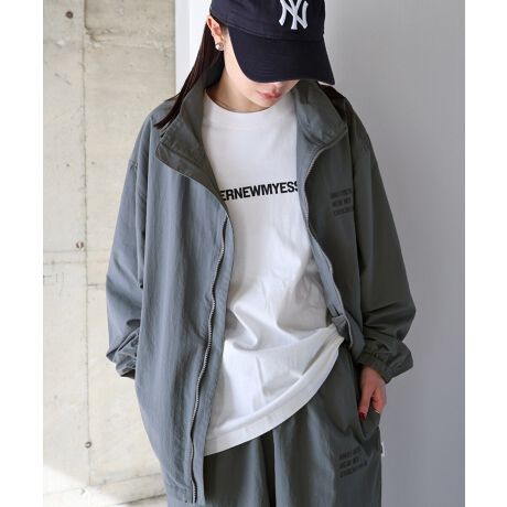 ANMEIWi@\iCfނVsiC@\WPbgtׂ܂BɃCAEgꂽRZvǵAANOTHERNEW MYESSENTIALSuhےIWiSłBeɂ́uANMEvʒsXl[tB\ʂɃV̂AVJVJƂiCfނ͔ŃTbƏ_炩ŁAypłBH{ĂAOՕ95ȏちUPF50{UV΍\悭ʂ̂A߂̋@\iCfނłBgAɗ]TÂI[o[TCYVGbgBɂ̓~^[fBeB[̃^bN{Å̂VGbgɎdグ܂BTCh|Pbg͎[͔Qȃ_u|PbgdlBtg̓AWy߂A_uWbvdlBt@Xi[ɂ̓ONe[vtB̓hXgdlŃVGbg̕ωy߂܂BXɓ́Agїp|PbgAhNp|PbgAeʃ|PbgtBgу|Pbg[ɂ́A肰ȂʒsXl[tB݉ɂ̓tbNɊ|鎖\ȁAnK[[vtBׂȕɂ@\WPbgłBƑAJbvŌpTCWOɂȂĂ܂Bmfނ̓WJACenZbgAbvŒp\EiChJ胍OpciiԍF2600002jEiChJLbviiԍF2600005jEiC^bNpciiiԁF2600033jnF聦BẽCeBOAɂȂĂ郂j^[EPCɂۂ̏iƐFقȂČꍇ܂B̏エ߉BQlTCYFyMTCYzF71cmF55cmgF64cmF59cmF64cm(S)F11cmQlTCYFyLTCYzF75cmF58cmgF69cmF62cmF69cm(S)F11cmQlTCYFyXLTCYzF78cmF61cmgF74cmF65cmF74cm(S)F11cmfށFy\nziC:100%yܕzz|GXe:100%ynz|GXe:100%yhイz|GXe:100%lLkFȂFȂňF┖蔧FƂĂ邻̑F}bgȃVEVJVJYnF@F  hCN[jOF  EFbgN[jOF