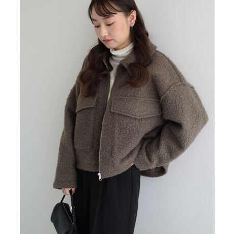 Ɗۂ܂V[v{AgJCCI_u|PbgEWbvu]ׂ܂B̃V[v{AtFCNE[fނ̃u]BƒI[o[TCYŁA猩tH́Aق̂ƂACVGbgBtg̓WbvdlB[NVcCNȑ傫߂̃|Pbg|CgłB䊴͒Z߂ȂA̓qbvق̂B䊴ŃR[f̃oXƂ₷̂yɃJ[fołӂƉHDāApcɂXJ[gɂX^CO₷V[Ŷ߃AE^[łBn聦BẽCeBOAɂȂĂ郂j^[EPCɂۂ̏iƐFقȂČꍇ܂B̏エ߉BQlTCYFyMTCYzF(Og)57cm(g)60cmF60cmgF63cmF49.5cmF62cmF13cmF81cmdF690gfށFy\nz|GXe:100%ynz|GXe:100%lLkFȂFȂňF蔧F_炩̑FtFCNOE[YnF􂢁Fs  hCN[jOF  EFbgN[jOF