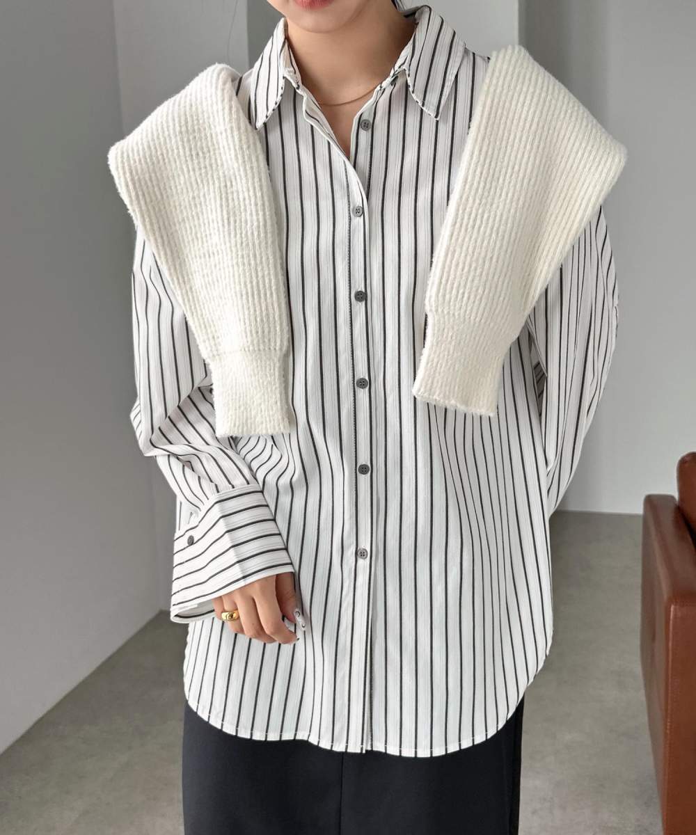 【アーバンリサーチサニーレーベル】Love embroideryブラウス URBAN RESEARCH Sonny Label ブラウス シャツ Love embroidery