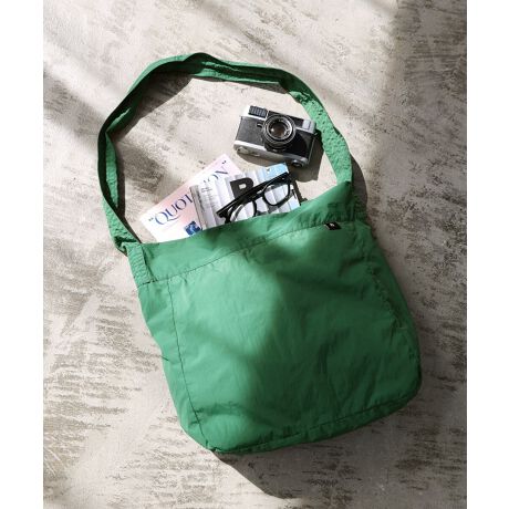 J[oG[VLxȐVsiCEV_[obOtׂ܂BtgE[ɂ́uAA_[o[vʒsXl[tB̌yiCfނŁAyʂeʁB͑߂Ō|₷A}`Ђ̂ő傫߂̉ו[\ȃfUCB̃}`|PbgɂAׂו̒Őڂł̂|CgłBEA4TCY|PbgEt@Xi[t|PbgEgѓ|PbgEhN|Pbg(h[R[htŃTCYƂɒ\)EPP|Pbg(h[R[ht)j킸fC[ɂgAANMEIWiV_[obOłBBẽCeBOAɂȂĂ郂j^[EPCɂۂ̏iƐFقȂČꍇ܂B̏エ߉BQlTCYFyFTCYzF35.5cmF32cm}`F12cmF102cmdF110gfށFiC:100%lLkFȂFF萶ňF┖蔧FƂĂ鐶YnF