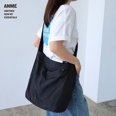 J[oG[VLxȐVsiCEV_[obOtׂ܂BtgE[ɂ́uAA_[o[vʒsXl[tB̌yiCfނŁAyʂeʁB͑߂Ō|₷A}`Ђ̂ő傫߂̉ו[\ȃfUCB̃}`|PbgɂAׂו̒Őڂł̂|CgłBEA4TCY|PbgEt@Xi[t|PbgEgѓ|PbgEhN|Pbg(h[R[htŃTCYƂɒ\)EPP|Pbg(h[R[ht)j킸fC[ɂgAANMEIWiV_[obOłBBẽCeBOAɂȂĂ郂j^[EPCɂۂ̏iƐFقȂČꍇ܂B̏エ߉BQlTCYFyFTCYzF35.5cmF32cm}`F12cmF102cmdF110gfށFiC:100%lLkFȂFF萶ňF┖蔧FƂĂ鐶YnF