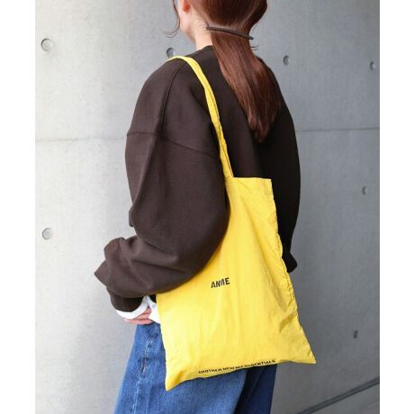 J[oG[VLxȐVsiCEg[gobOtׂ܂BtgSɂANMESBɃCAEgꂽRZvǵAANOTHER NEW MY ESSENTIALSuhےIWiS̃fUCłB傫AȂAA4TCY[\ȃTCYɂ܂B̌yiCfނŁA܂肽ŎTuobNƂĂIXXłB͌|₷ŁAɂ͕֗ȃWbv|PbgtBJ͉ו̔яohXibv{^tBj킸fC[ɂgAANMEIWig[gobOłBBẽCeBOAɂȂĂ郂j^[EPCɂۂ̏iƐFقȂČꍇ܂B̏エ߉BQlTCYFyFTCYzF38cmF30cmF55cmdF40gfށFiC:100%lLkFȂFF萶ňF┖蔧FƂĂ鐶YnF