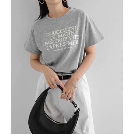 Rbg100̃TbƂ肪Sn悢ASvgETVcVołIJWAȈۂȂAn̂VPbgH{ꂽ\ʊꂢȃJbg\[fނ̗pBN[lbNŎ񌳂̓~j}ɁBɃCAEgꂽS̓CpNgȂR[fɎ₷ÂX^COɎdオ܂BhbvV_[Ō܂͂ƁA^Cg߂ȂRpNgȃTCWOŒ܂킵₷TCY莝̃[h[uɃTbƍ킹΁ATVcR[fȒPɃAbvf[głAV[Ŷ߃ACełBBẽCeBOAɂȂĂ郂j^[EPCɂۂ̏iƐFقȂČꍇ܂B̏エ߉BQlTCYFyMTCYzF64cmF46cmgF52cmF16cmF52cmF18.5cmfށFȁERbg:100%lLkF蓧FItzCg኱萶ňF┖蔧FƂĂ邻̑FVPbgVYnF@F  hCN[jOFs  EFbgN[jOF