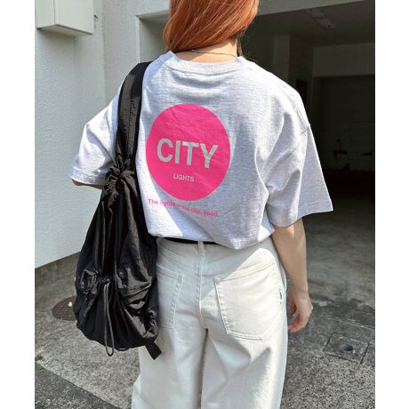 Rbg100̃TbƂ肪Sn悭AfC[Ɏg₷TVcEV[YɁAVsƕvgt^Cvׂ܂BɃCAEgꂽvgƃobNvǵAˋ̊ƃvg|CgłBהԎ̖Ȏxl߂ĂAщHȂAɂfނłBeɂ́uANMEvʒsXl[tBN[lbNŎ񌳂̓~j}ɁB悭I[o[TCYŁAƑAJbvŌpTCWOɂȂĂ܂BBẽCeBOAɂȂĂ郂j^[EPCɂۂ̏iƐFقȂČꍇ܂B̏エ߉BQlTCYFyMTCYzF70cmF55cmgF59cmF19cmF59cmF19cmQlTCYFyLTCYzF73cmF55cmgF61cmF20.5cmF61cmF19.5cmQlTCYFyXLTCYzF76cmF59cmgF65cmF21.5cmF65cmF20.5cmQlTCYFyXXLTCYzF79cmF63cmgF69cmF22.5cmF69cmF21.5cmfށFȁERbg:100%yuzȁERbg:100%lLkF蓧FF萶ňF┖蔧FƂĂ邻̑FR[}VYnF@F  hCN[jOFs  EFbgN[jOF