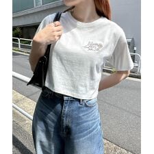 フリージア(Freesia)の手書き ロゴ フラワー プリント ミニ Tシャツ Freesia フリージア