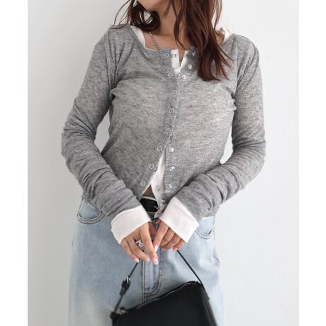 fق̂蓧AVA[ȓۓIȃXibv{^EJ[fBKׂ܂B@ׂȃufނӂƔɂȂ1BRpNgȂ^Cg߂ȂTCWOⒷ߂̑ŁAȂꊴAbvIOJɂ̓Ohbg{^̗pAtgɕ񂾃Vo[̃{^fUC̃|CgɁ{^Sė߂ăvI[o[ɒAJĉHDƂĒƁAX^CO̕L܂BӂƂD肪͓Iȃgĥ1łBfP[gȐn̂߁ATCYɑ΂ꍇ܂BۃO[̂݁A̓Aۂ̌Ɍ̍܂BBẽCeBOAɂȂĂ郂j^[EPCɂۂ̏iƐFقȂČꍇ܂B̏エ߉BQlTCYFyFTCYzF50cmF36cmgF40cmF70cmF40cmF8.5cmfށF|GXe:65% ȁERbg:35%lLkF蓧F萶ňF蔧FƂĂ鐶YnF􂢁F  hCN[jOF  EFbgN[jOF