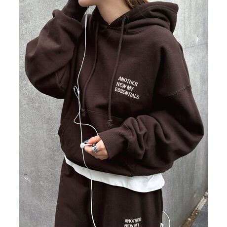 ANME̎OiSV[YɐV삪oBӂƂ݂ƁARbg̃TbƂ肪Sn悢AsNсEShJEXEFbgp[J[tׂ܂B͂NюdlB肪₳AH~V[Yɂ҂̈ꒅłBɃCAEgꂽRZvǵAANOTHERNEW MYESSENTIALSuhےIWiSłBeɂ́uANMEvʒsXl[tB݂ƕo߁AȍE\͖Ȃ݂̂Ŏdグ܂BۃJ[WJ߃|CgłBtgɂ͕֗ȃJK[|PbgtB܂ɒ悢{[o闧̃t[hBh[XgOtŁAȂɂ肰ȂjAXvX܂BuEWO₷TCYŁA{[̂{gƍDBTVcȂǂd˒āA炿ƌ郌C[hX^C߂łB悢ƂŁAx[VbNȃVGbgA܂킵₷TCYBƂ܂A߂̑łȂꂽۂɁBƑAJbvŌpTCWOɂȂĂ܂Bmfނ̓WJACenZbgAbv߂łBEANME3iShJ藠NуXEFbggbvXiiԍF2600088jEANME3iShJ藠NуXEFbgpciiԍF2600089jBẽCeBOAɂȂĂ郂j^[EPCɂۂ̏iƐFقȂČꍇ܂B̏エ߉BQlTCYFyMTCYzF62cmF60cmgF61cmF58cmF43cmF9.5cmQlTCYFyLTCYzF69cmF62cmgF64.5cmF61cmF47cmF10cmQlTCYFyXLTCYzF76cmF64cmgF67.5cmF64cmF49cmF10.5cmfށFȁERbg:75% |GXe:25%yuzȁERbg:95% |E^:5%lLkF蓧FF萶ňF蔧FƂĂ邻̑FCVCN320g/m2YnF@F  hCN[jOFs  EFbgN[jOF