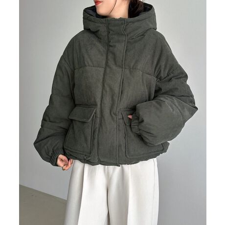 {[̂I[o[TCYƃgh̃R[fCfނfĒgI_u|PbgEȃWPbgVołBȓłƂĂgÃׂR[fCfނJWA߂Ai1BMTCÝAhqbvɂ䊴BMSTCÝAR[f̃oXƂ₷V[gBȂX^CɂĂIтA2TCYpӂ܂IX^hJ[Ƒ̃SdlŖh΍΂Iɂ̓h[R[htŁAuEWOVGbgy߂dlɁBTCh̑傫ȃ|Pbg|Cg֗ȃTCh|PbgtBx[VbNȃfUCȂgh̃R[fCfނłȂꂽۂɂȂAV[ŶߒgAE^[łBn聦BẽCeBOAɂȂĂ郂j^[EPCɂۂ̏iƐFقȂČꍇ܂B̏エ߉BQlTCYFyMSTCYzF(Og)55cm(g)64cmF62cmgF60cmF55cmF63.5cmF87cmd()F920g(SL)F13cmQlTCYFyMTCYzF(Og)66cm(g)75cmF62cmgF60cmF55cmF65.5cmF87cmd()F1000g(SL)F13cmfށFy\nz|GXe:100%ynz|GXe:100%y킽z|GXe:100%lLkFȂFȂňF蔧FƂĂ邻̑FׂR[fCfސYnF􂢁Fs  hCN[jOF  EFbgN[jOFs