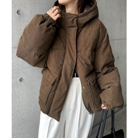 {[̂I[o[TCYƃgh̃R[fCfނfĒgI_u|PbgEȃWPbgVołBȓłƂĂgÃׂR[fCfނJWA߂Ai1BMTCÝAhqbvɂ䊴BMSTCÝAR[f̃oXƂ₷V[gBȂX^CɂĂIтA2TCYpӂ܂IX^hJ[Ƒ̃SdlŖh΍΂Iɂ̓h[R[htŁAuEWOVGbgy߂dlɁBTCh̑傫ȃ|Pbg|Cg֗ȃTCh|PbgtBx[VbNȃfUCȂgh̃R[fCfނłȂꂽۂɂȂAV[ŶߒgAE^[łBn聦BẽCeBOAɂȂĂ郂j^[EPCɂۂ̏iƐFقȂČꍇ܂B̏エ߉BQlTCYFyMSTCYzF(Og)55cm(g)64cmF62cmgF60cmF55cmF63.5cmF87cmd()F920g(SL)F13cmQlTCYFyMTCYzF(Og)66cm(g)75cmF62cmgF60cmF55cmF65.5cmF87cmd()F1000g(SL)F13cmfށFy\nz|GXe:100%ynz|GXe:100%y킽z|GXe:100%lLkFȂFȂňF蔧FƂĂ邻̑FׂR[fCfސYnF􂢁Fs  hCN[jOF  EFbgN[jOFs