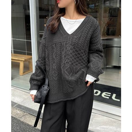 芴͂́AP[u҂݃jbgvI[o[VoI܂ƌĂVlbNfReĂꖇBقȂ҂ݕgݍ킹̊̂\AR[fBl[gɉsvX܂BƂhbvV_[ƁAقǂ悢TCWOoAbNXSn|CgBqbv܂ŉB䊴ő̌^Jo[ɂאg̃{gƍ킹Ă茩̂͂AChpcXJ[gƂDłBVvȂ݊AH~̎gbvXƂĊԈႢȂ̈ꒅłBBẽCeBOAɂȂĂ郂j^[EPCɂۂ̏iƐFقȂČꍇ܂B̏エ߉BQlTCYFyMTCYzF64cmF62cmgF63cmF43cmF61cmF10cmfށFAN:75% |GXe:25%lLkF蓧FȂňF蔧F_炩̑F[Q[WAubNP[uYnF􂢁F  hCN[jOF  EFbgN[jOF