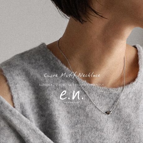 J[u`[tۓIŃVvȂiȑ݊̂lbNXBЂ˂_炩ȃtHAjAX̂P܂B悢{[ƏiȃcŁA̃X^C㎿ȈۂɁBVvȂ݊AǂȃX^CɂRɗn݁ALg܂BT[WJXeX̓EÊɂgp鍂iXeXE␅ɋATrϐFNɂEAM[ɔzSfދAM[̕ɂSĂgAɂ₳fނgpĂ܂BςȂłKȒSnŁAgɂȂ悤ȎRȌy͂łBT[WJXeX́Au×pɂgقǈSȑfށvƂĒmĂ܂B␅ɋAϐF򉻂Nɂ߁AԂۂĂ̂łBAM[ɂ͌l܂BׂĂ̕ɃAM[oȂƂۏ؂̂ł͂܂BɈُꍇ́AɂgpTBT[WJXeX̓TrϐFɋfނłAoNω₲gp󋵂ɂAɌ̍ꍇ܂B炩߂BBẽCeBOAɂȂĂ郂j^[EPCɂۂ̏iƐFقȂČꍇ܂B̏エ߉BQlTCYFyFz`F[̒F40cmAWX^[̒F5cm`[FF0.9cmAF0.5cmfށFT[WJXeX:l␶YnF؍