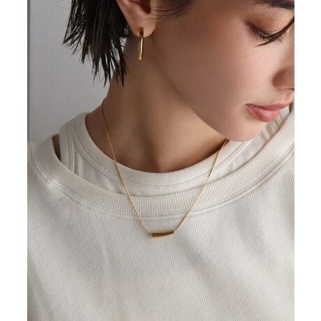 `[u`[t̃|CgfUCl̈ۂYlbNXBɂ₩ȃJ[u`אg̃gbvAfReCĂ܂B悢GbWƏi˔`[u`[tAꂽl͋̕CɁBVvȂ݊A񌳂؂₩ɖĂR[f̃ANZgƂĂ߂̃ACełBT[WJXeX̓EÊɂgp鍂iXeXE␅ɋATrϐFNɂEAM[ɔzSfދAM[̕ɂSĂgAɂ₳fނgpĂ܂BςȂłKȒSnŁAgɂȂ悤ȎRȌy͂łBT[WJXeX́Au×pɂgقǈSȑfށvƂĒmĂ܂B␅ɋAϐF򉻂Nɂ߁AԂۂĂ̂łBAM[ɂ͌l܂BׂĂ̕ɃAM[oȂƂۏ؂̂ł͂܂BɈُꍇ́AɂgpTBT[WJXeX̓TrϐFɋfނłAoNω₲gp󋵂ɂAɌ̍ꍇ܂B炩߂BBẽCeBOAɂȂĂ郂j^[EPCɂۂ̏iƐFقȂČꍇ܂B̏エ߉BQlTCYFyFz`F[̒F40cmAWX^[̒F5cm`[FF2.0cmAF0.5cmfށFT[WJXeX:l␶YnF؍