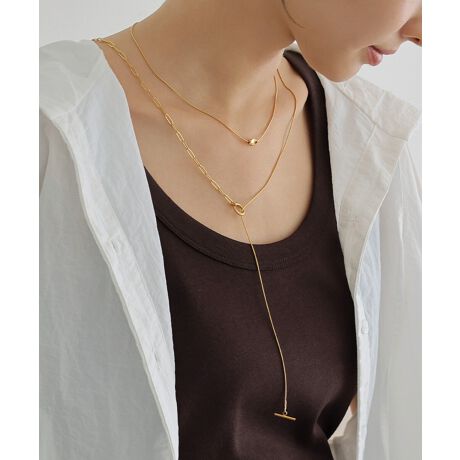 }eiOɃo[ʂߋjgpfUC̃GbglbNX B}eOɂYlbNXƂĂAɉ񂵂ăOlbNXƂĂg܂B}eߋ̂߁A݂ɒĂg܂BgbvX̃fUCɍ킹āAD݂ɃAW\B܂؂₩ɌĂ̂͂łBJWA炫ꂢ߂܂ŕLX^COɃ}b`Bg͂AʂȃV[ɂ߂̃ACełBT[WJXeX̓EÊɂgp鍂iXeXE␅ɋATrϐFNɂEAM[ɔzSfދAM[̕ɂSĂgAɂ₳fނgpĂ܂BςȂłKȒSnŁAgɂȂ悤ȎRȌy͂łBT[WJXeX́Au×pɂgقǈSȑfށvƂĒmĂ܂B␅ɋAϐF򉻂Nɂ߁AԂۂĂ̂łBAM[ɂ͌l܂BׂĂ̕ɃAM[oȂƂۏ؂̂ł͂܂BɈُꍇ́AɂgpTBT[WJXeX̓TrϐFɋfނłAoNω₲gp󋵂ɂAɌ̍ꍇ܂B炩߂BBẽCeBOAɂȂĂ郂j^[EPCɂۂ̏iƐFقȂČꍇ܂B̏エ߉BQlTCYFyFz`F[̒F82cmfށFT[WJXeX:l␶YnF؍