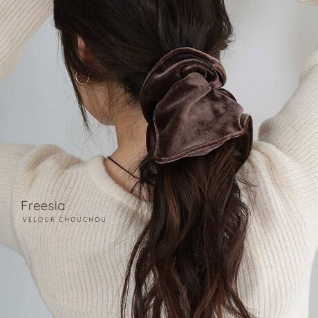 ƂƂ򂪖͂́AxAfނŎdĂXNGAVVVׂ܂fC[ɂʂȃV[ɂ􂷂A炩ȃxAngpBXNGA^̃fUC|CgŁA悢{[Ɨ̊܂Ƃߔɉ؂₩vXiƉ炵˔AN̂ANZT[łIfނ̓AFFڂ肷\܂̂ŁAӂBBẽCeBOAɂȂĂ郂j^[EPCɂۂ̏iƐFقȂČꍇ܂B̏エ߉BQlTCYFyF(M)TCYzcF24cmF24cmfށF|GXe:100%lLkF蓧FȂňF┖蔧FƂĂ邻̑FxAF\܂B̍ۂ͑̈ߗނƕĂ舵BYnF􂢁F  hCN[jOF  EFbgN[jOF