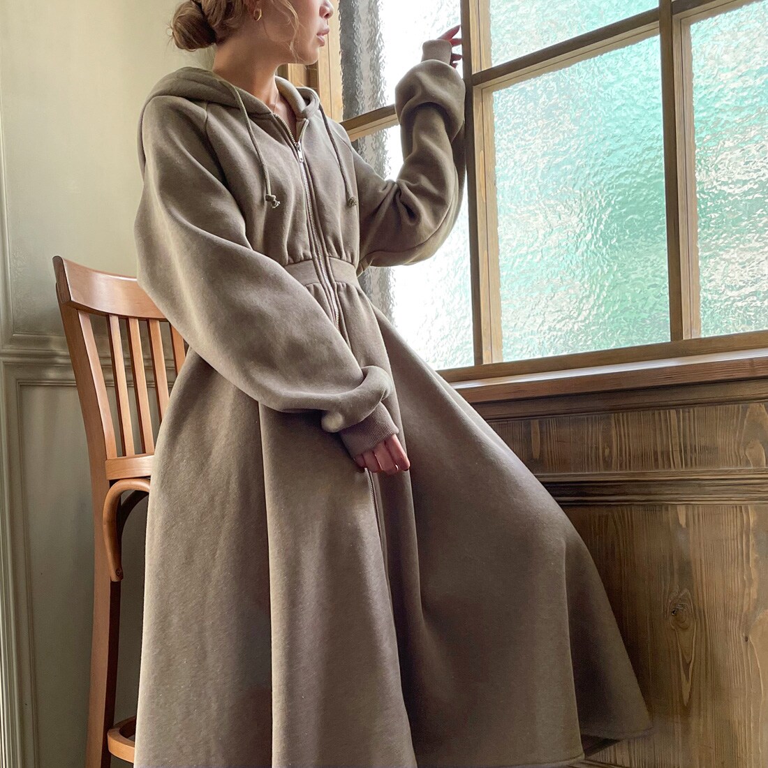 新品　エルマノシェルビーノ　カットワーク コート　ワンピース　リボン　パーカー パーカーワンピース | ジュノア(JUNOAH) | マルイウェブチャネル