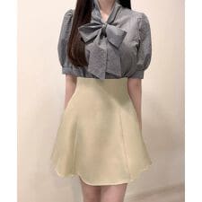 レースアップフレアミニスカート