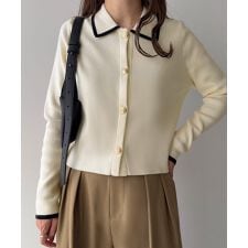 ジュノア(JUNOAH)の襟付きゴールドボタンニットカーディガン