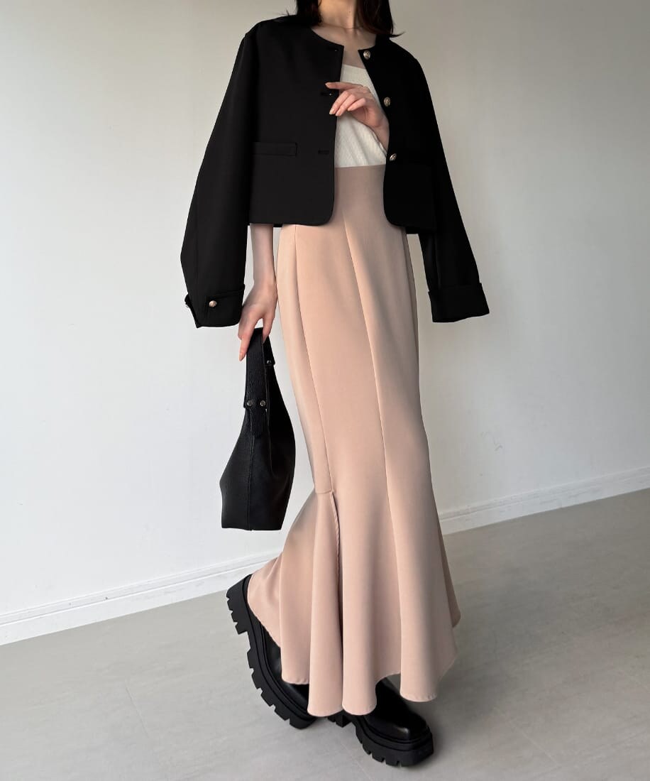 金釦ショート丈ノーカラージャケット | ジュノア(JUNOAH